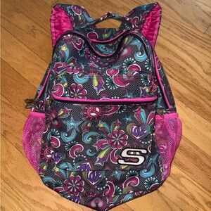Sketchers Backpack Double Zip Multi Color Peace Signs Hearts Rainbows and Stars